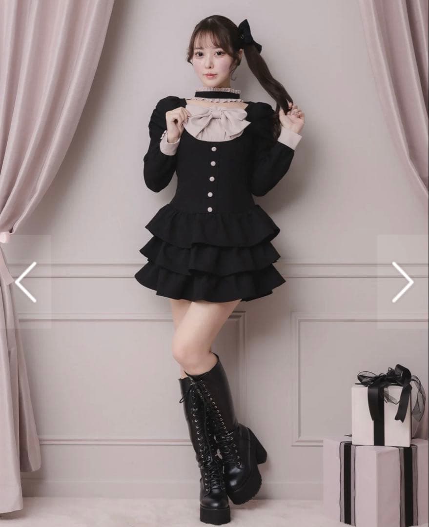 フロントリボンチョーカーティアードミニワンピ pium【⭐️本日限定値下げ⭐️】