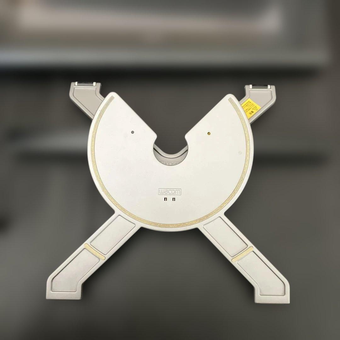 液タブ・ペンタブ WACOM cintiq DTK-2200/K