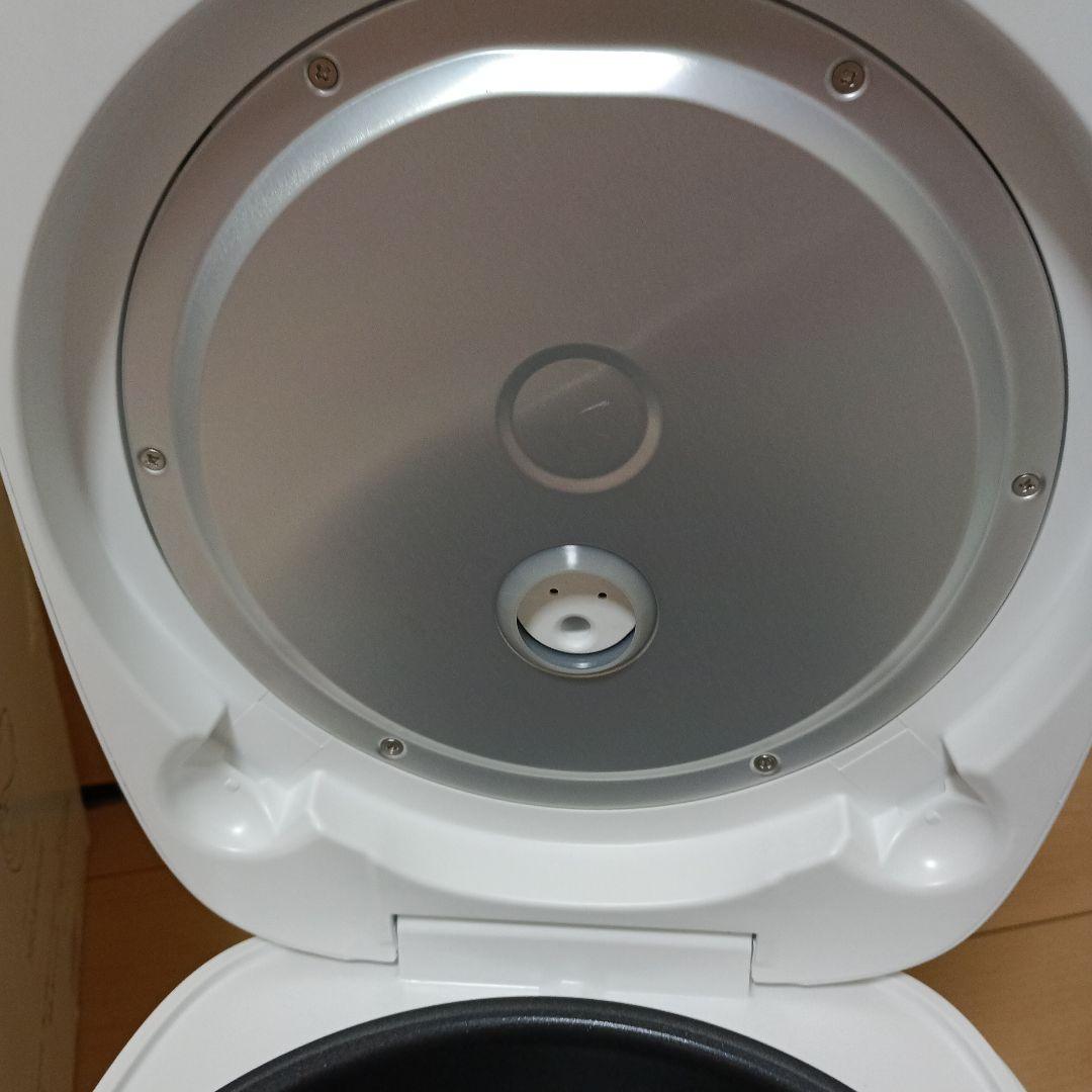 新品　ヤマダセレクト　マイコンジャー炊飯器