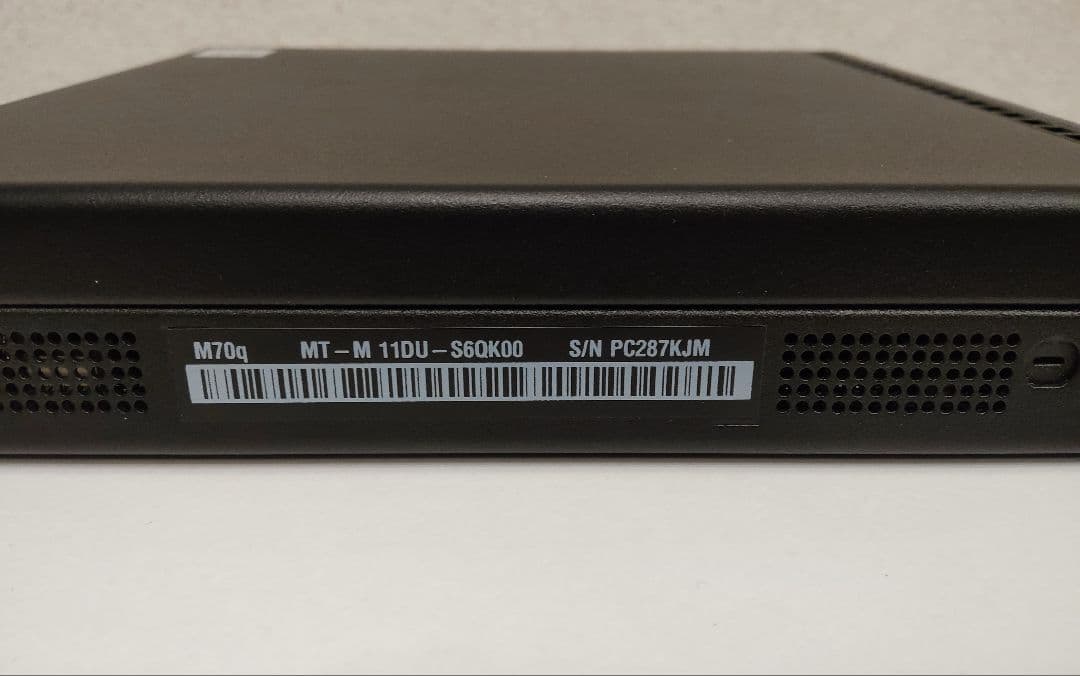 Lenovo ThinkCentre M70q Tiny Corei5 ミニPC
