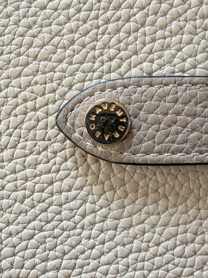 BONAVENTURA iPhone 15 Pro 用 手帳型ケース