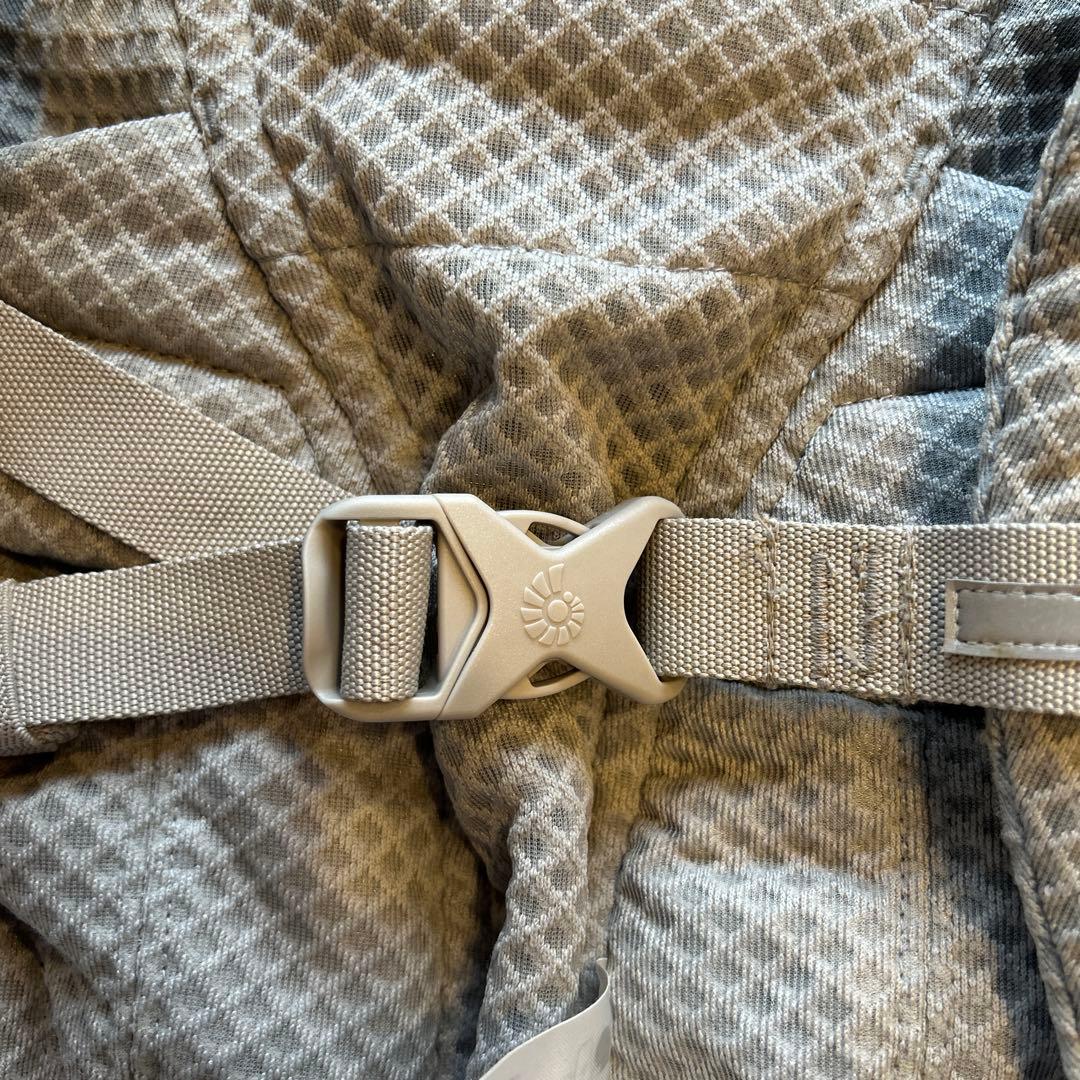 ほぼ未使用★エルゴベビー 抱っこひも グレー メッシュ