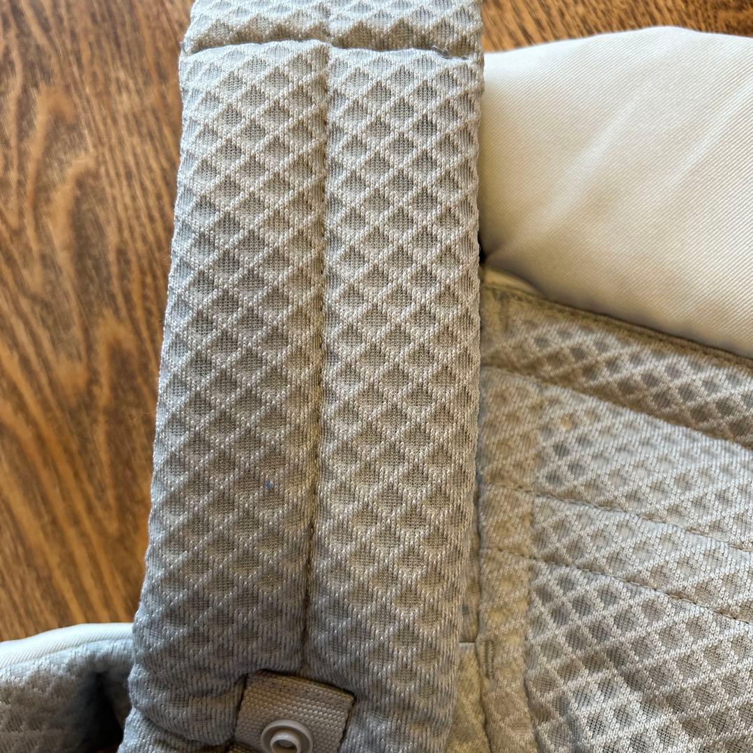 ほぼ未使用★エルゴベビー 抱っこひも グレー メッシュ