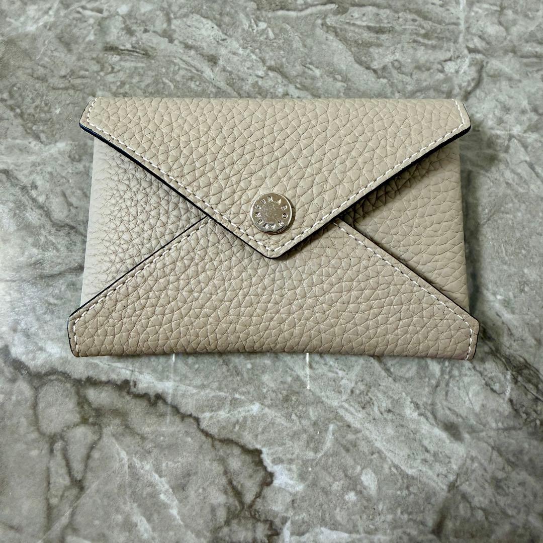 美品 ボナベンチュラ iPhone17Pro ケース グレージュ カードケース