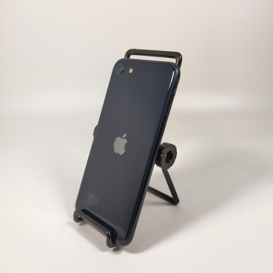 AA4671A Apple iPhone SE3 64GB 3世代 美品