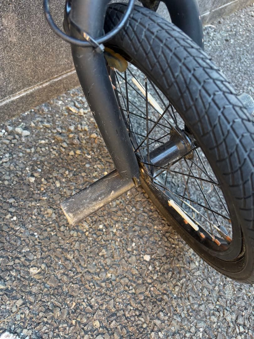 土日祝直接引き取りのみ　ARES BIKES STN BMX バイク