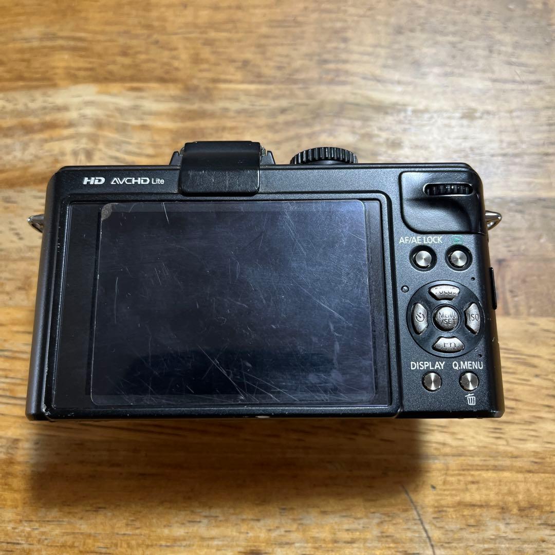 Panasonic LUMIX LX5 動作中　アクセサリー多数付き