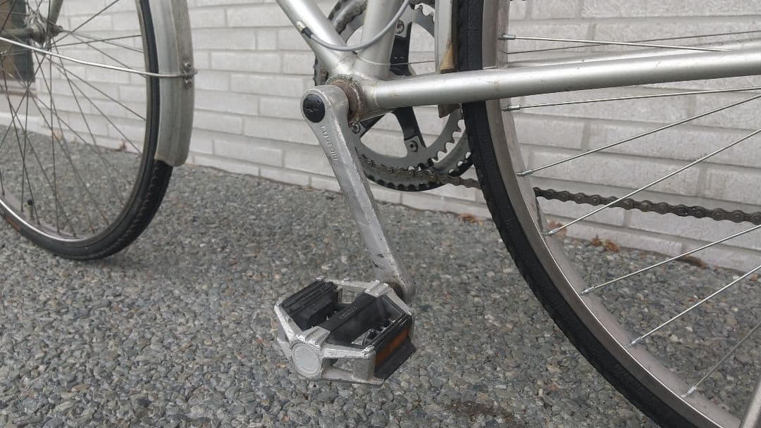 片倉シルク SILK ROAD スポルティーフ シルバー