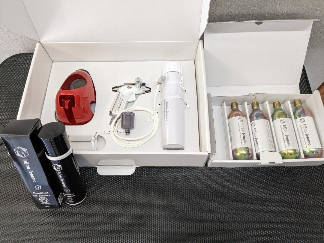 ビジューファムフォードッグス　bijou femme for Dogs