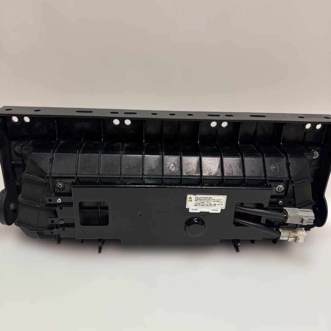 NO24 小糸 3連 トラック用 4t 10t リメイク品（運転手席）右　クリア