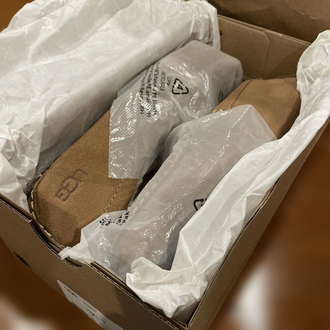 UGG スリッポン　ANSLEY アンスレー　24cm