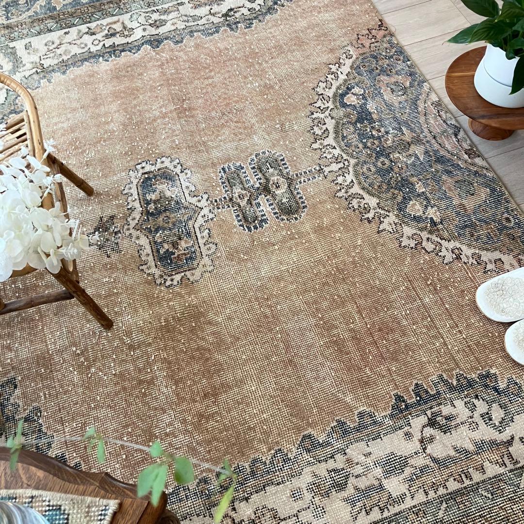 額縁メダリオン✳︎130×215コーラルピンク　ブルー　トルコヴィンテージラグ