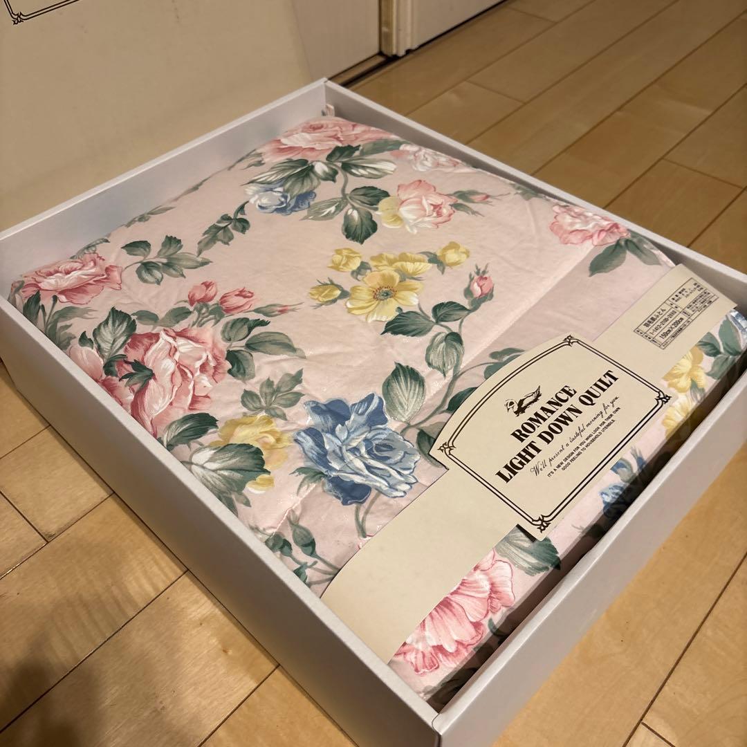 未使用品　羽毛肌ふとん　150×200