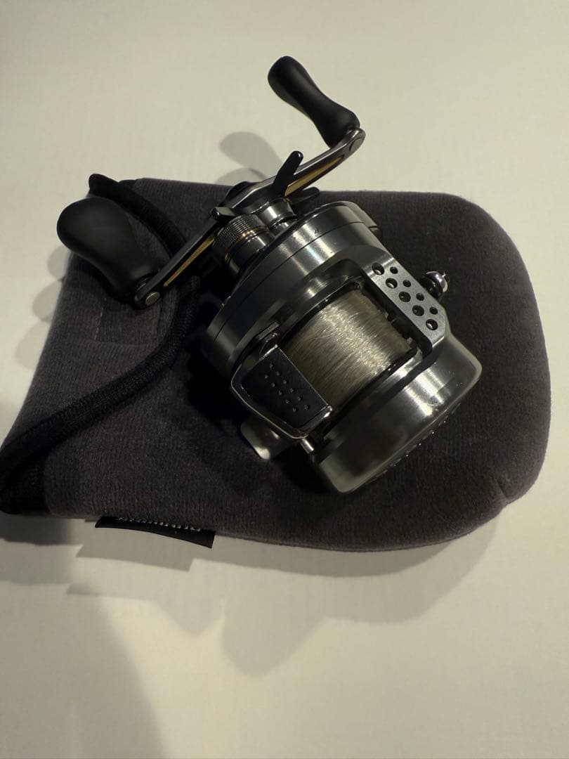 リール SHIMANO CALCUTTA CONQUEST BFS HG