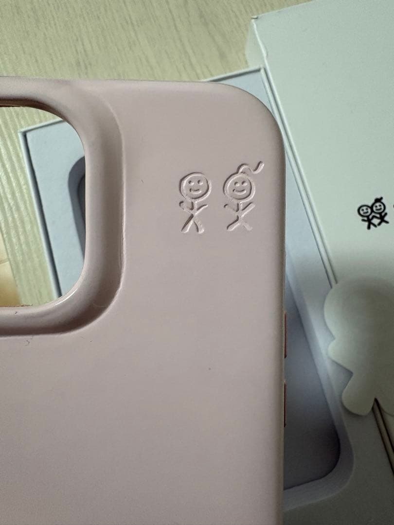 美品　Urban Sophistication iPhone16ケース