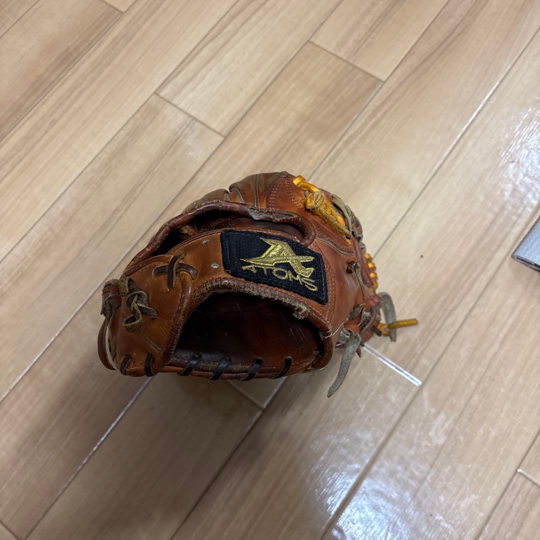 ATOMS ブラウン 硬式グローブ
