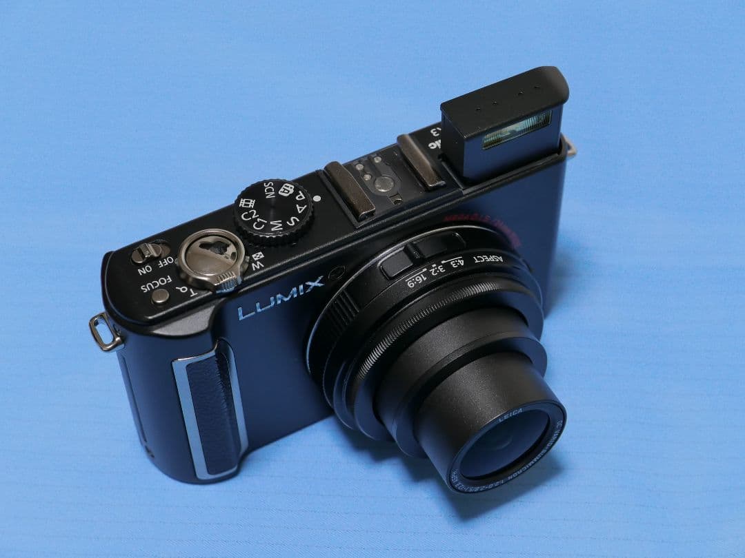 コンパクトデジタルカメラ LUMIX DMC-LX3 ブラック