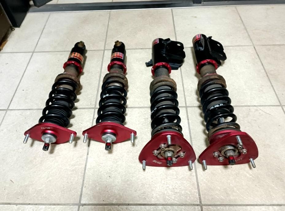 レガシィ BM9/ BR9/BM4/BRG/BRMレガシイフルタップ式車高調