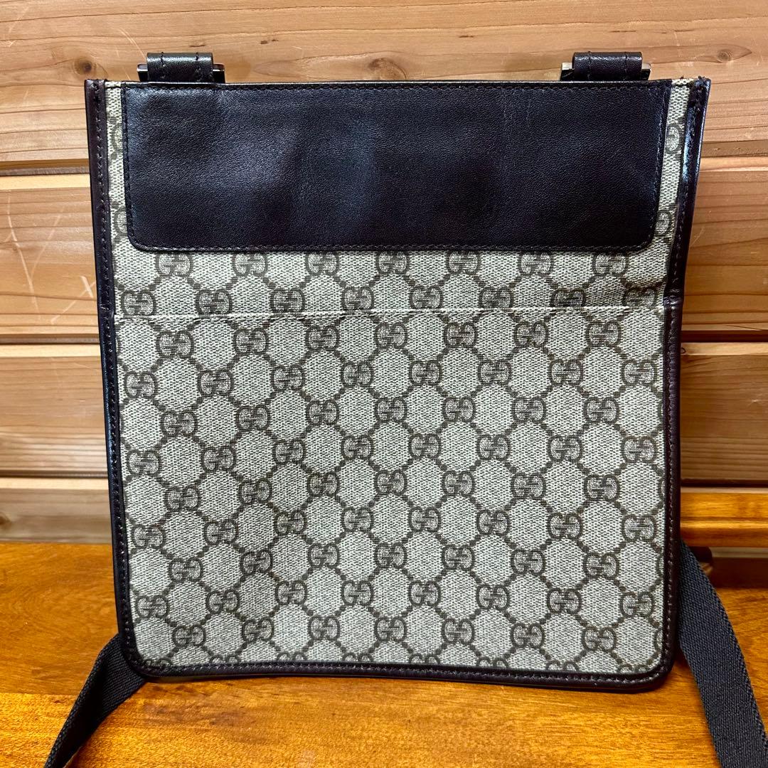 にじいろ様 GUCCI グッチ ショルダーバッグ サコッシュ GGパターン