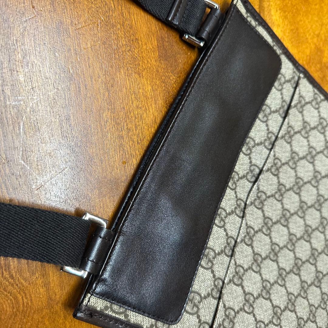 にじいろ様 GUCCI グッチ ショルダーバッグ サコッシュ GGパターン