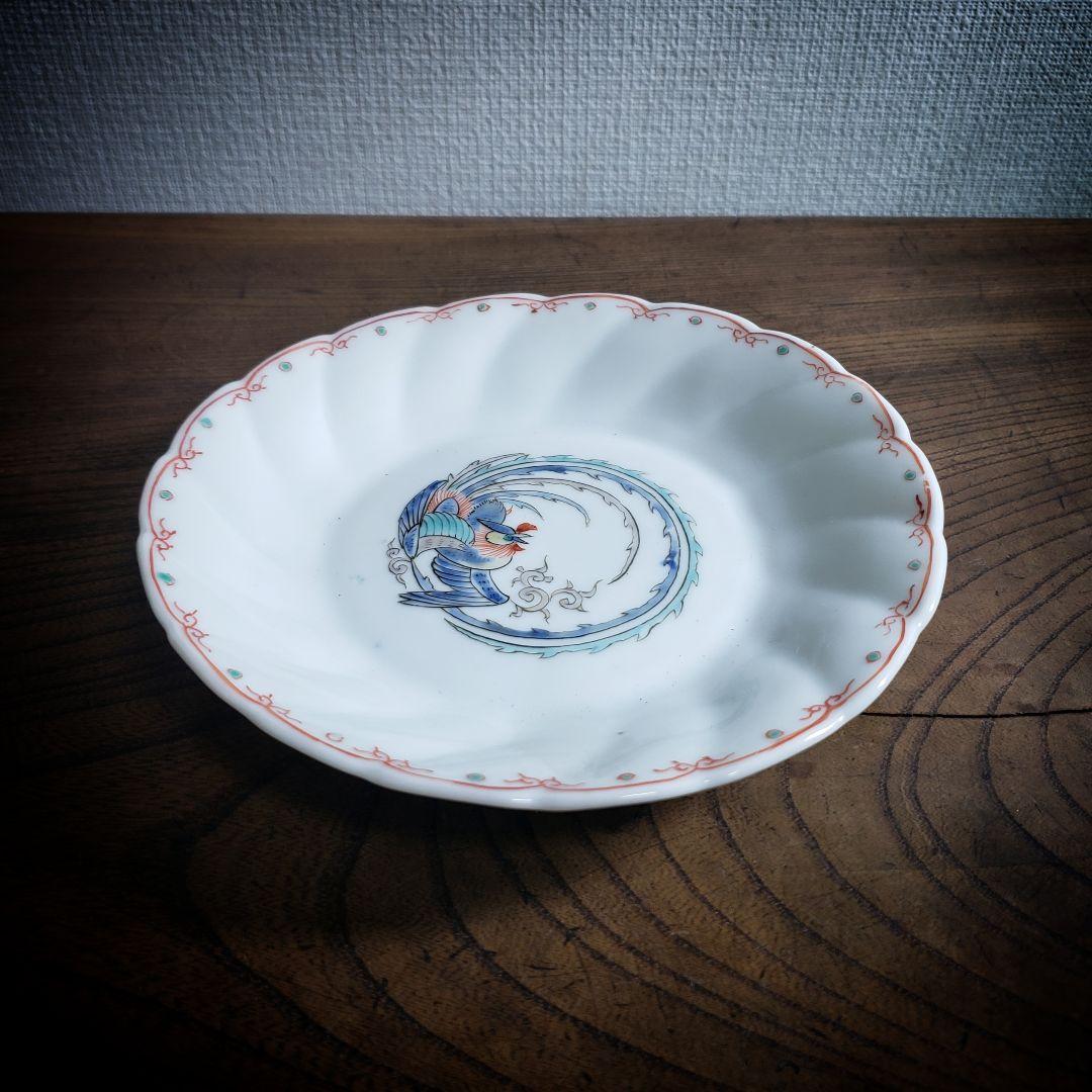 色絵付　皿　鳳凰　ねじり花弁縁　古伊万里　花文　唐草　銘　窯傷　イ号