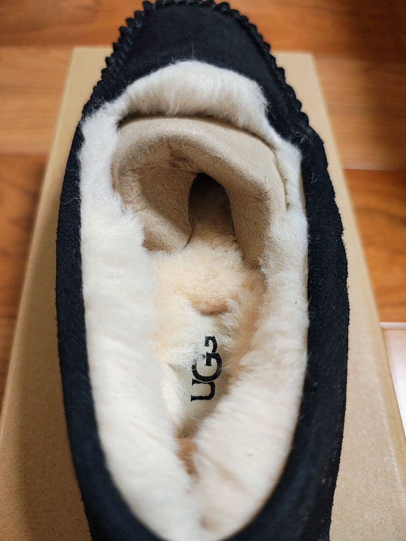 UGG ブラック スエード モカシン 24 新品未使用