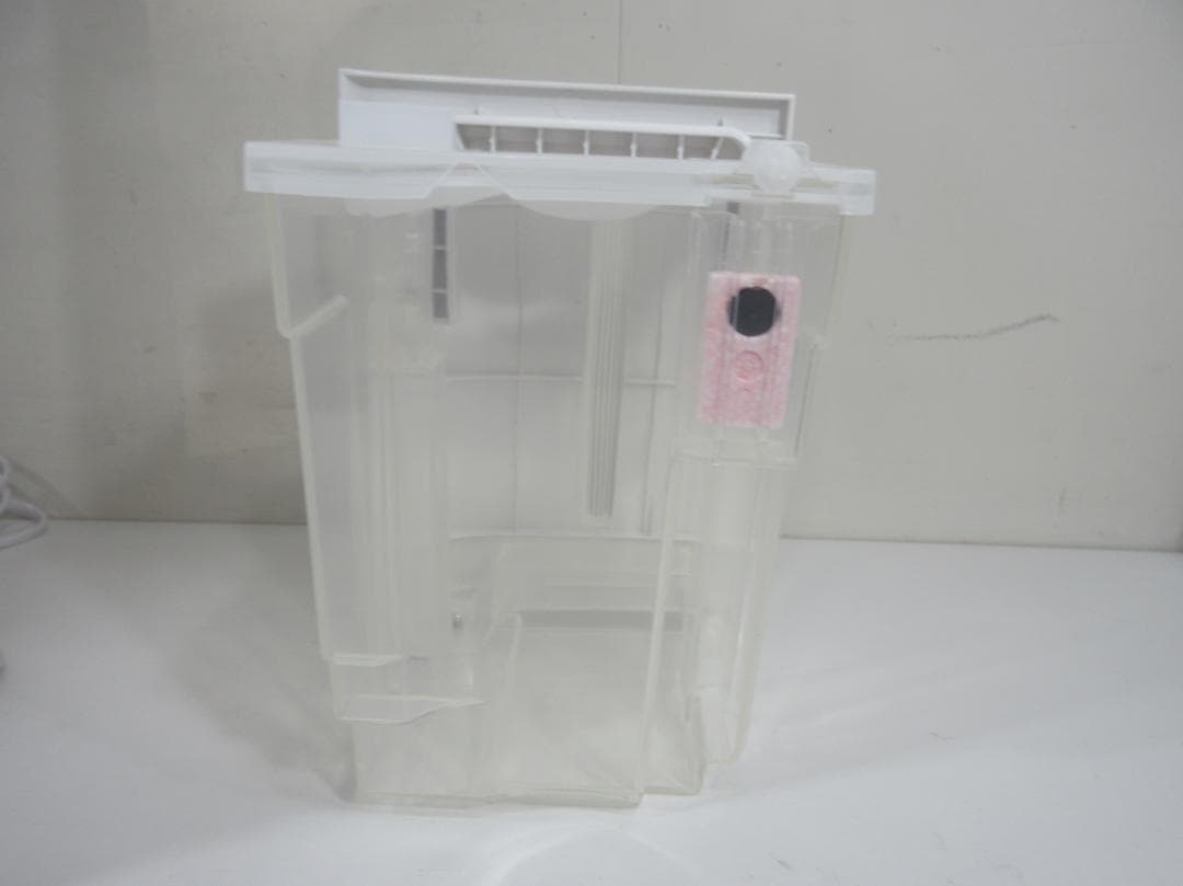 naka◆CM-P100-W ホワイト除湿機 スリムデザイン