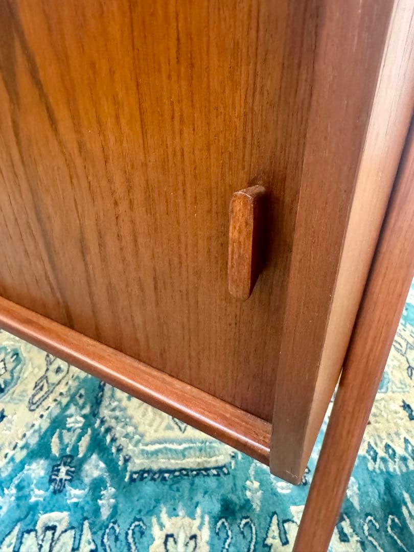 Klokken 北欧/デンマーク/ヴィンテージ家具/キャビネット/チーク