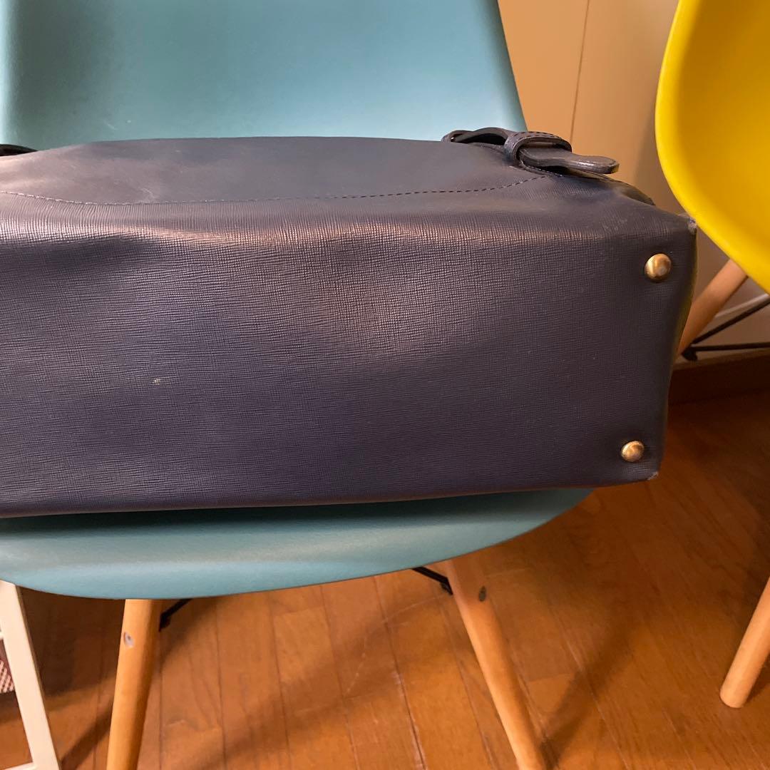 イタリア製　ＦClioネイビー レザー ビジネスバッグ