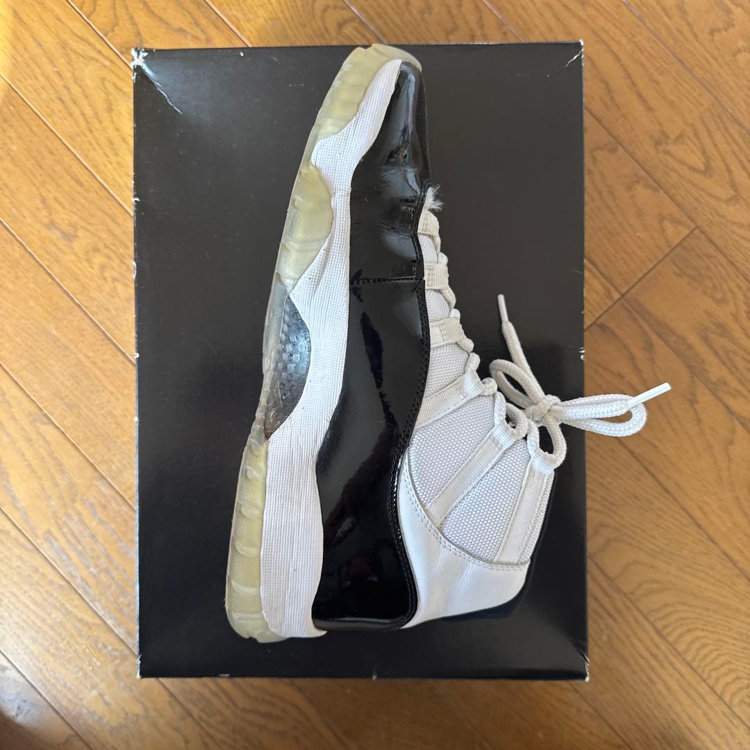 Air Jordan 11 ホワイト/ブラック
