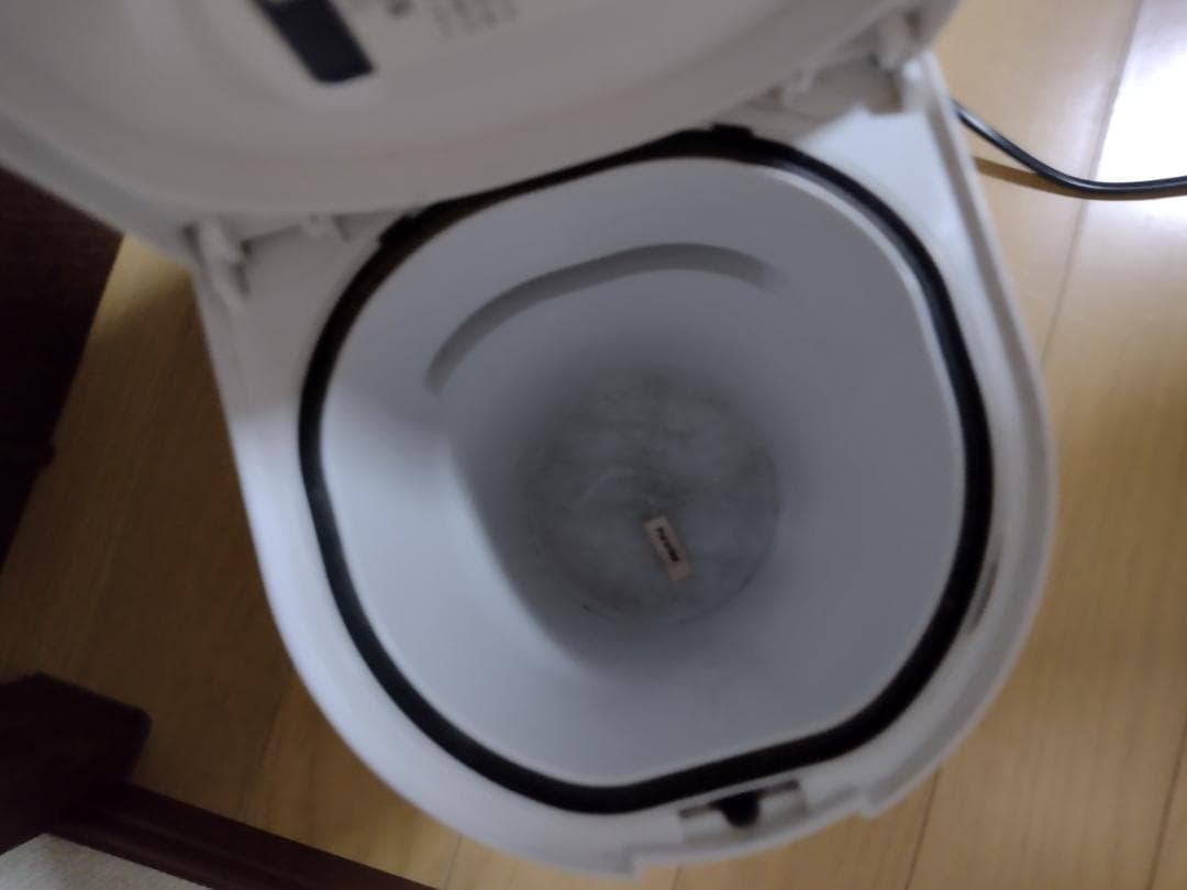 シャーク★コードレスクリーナー★CS851JMVAE★バッテリー新品と大差なし