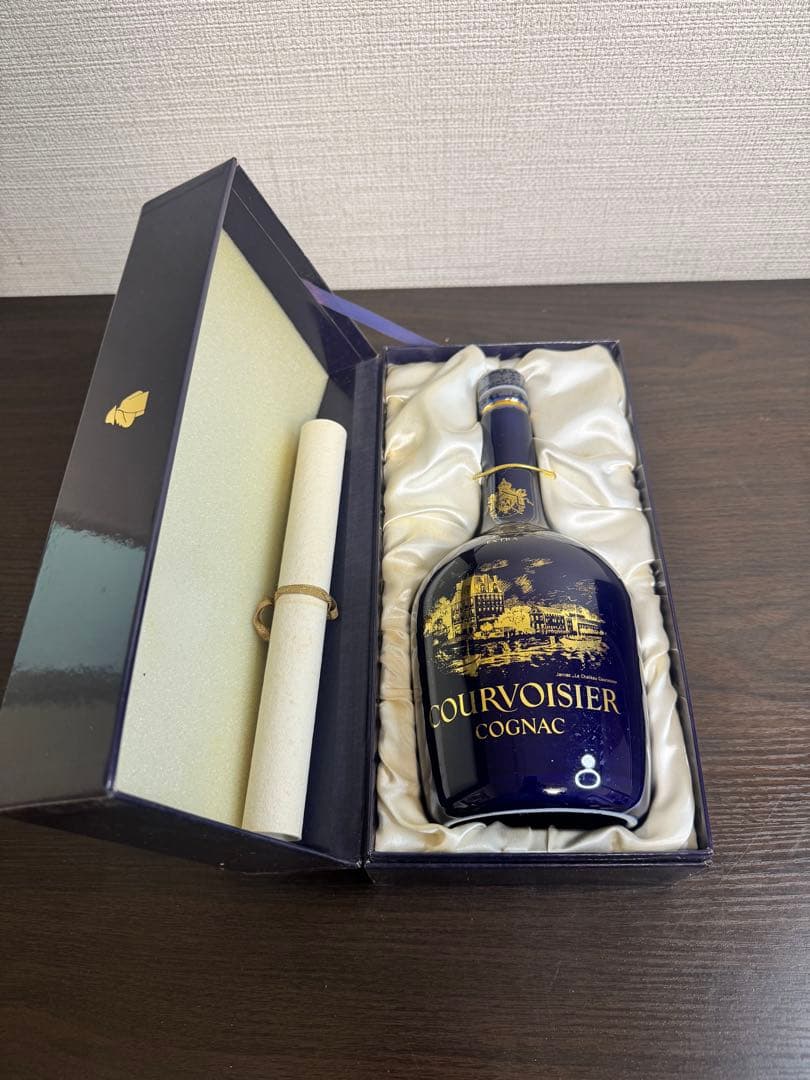 Courvoisier コニャック ギフトボックス入り
