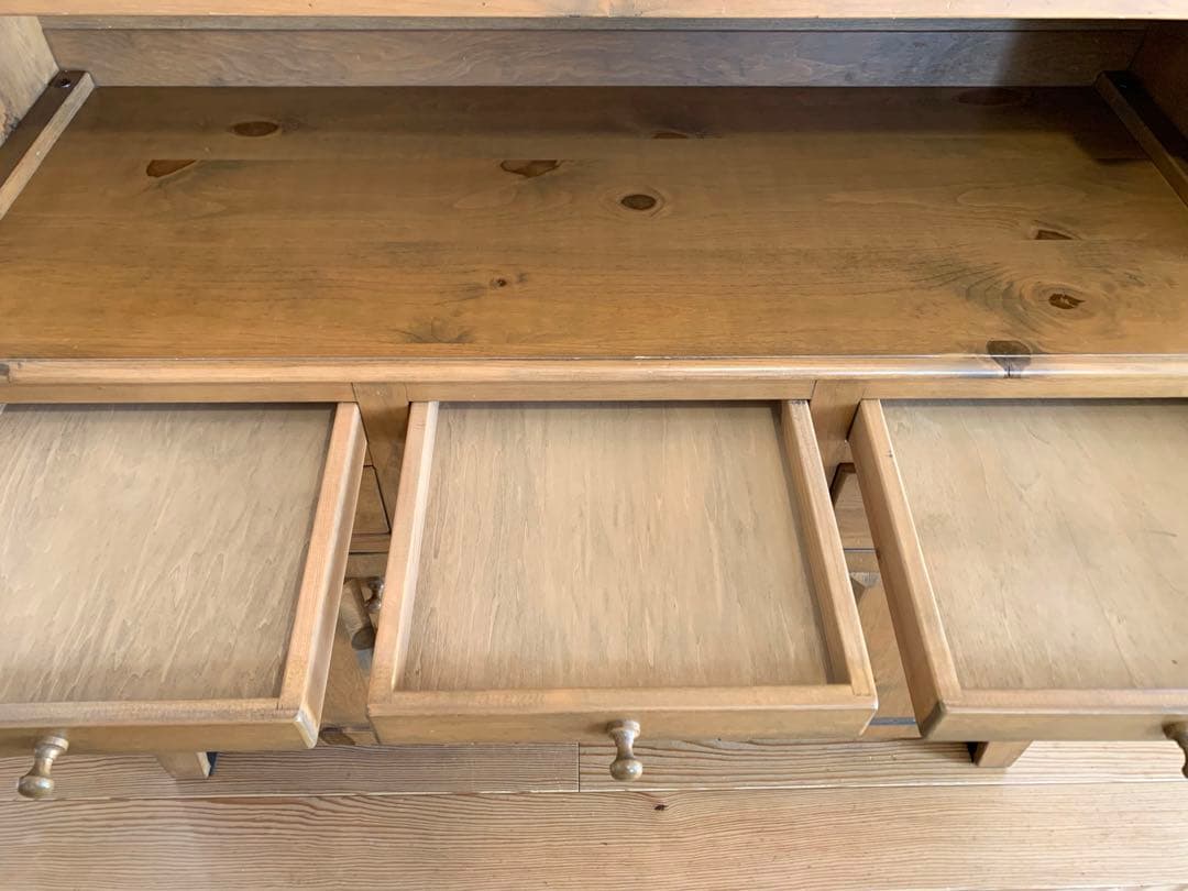 アンファン enfant 食器棚　カントリー　　廃盤品