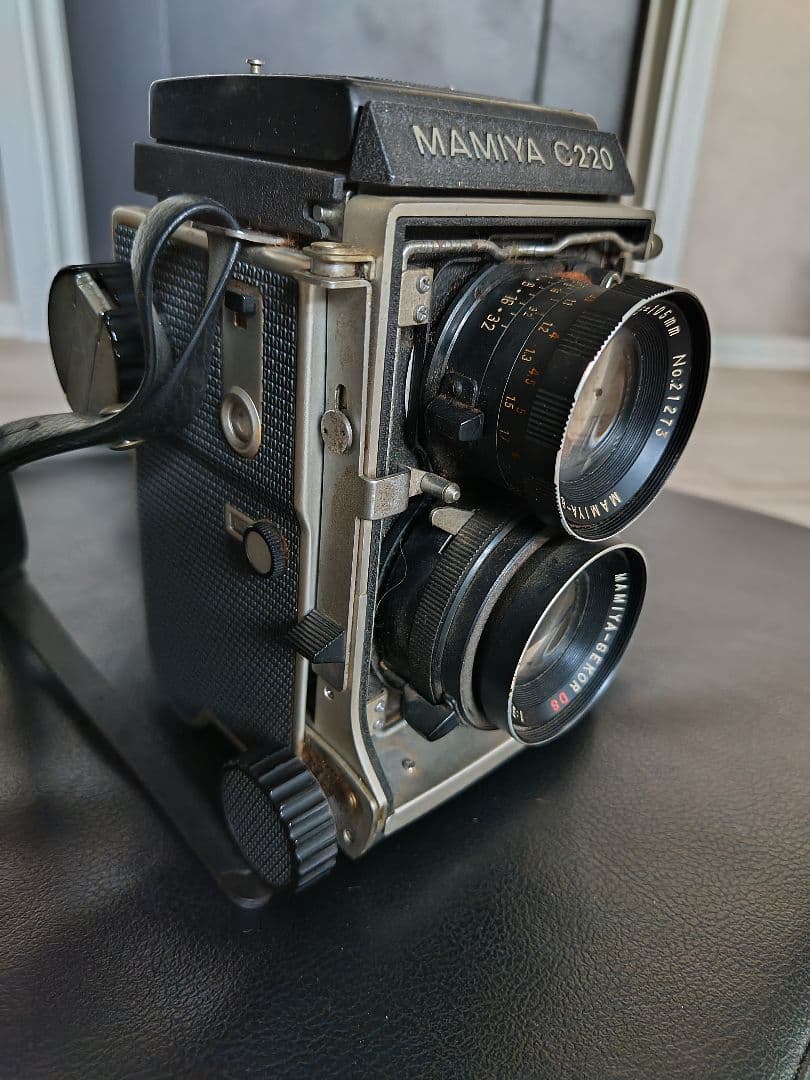 MAMIYA C220 PROFESSIONAL 二眼レフ