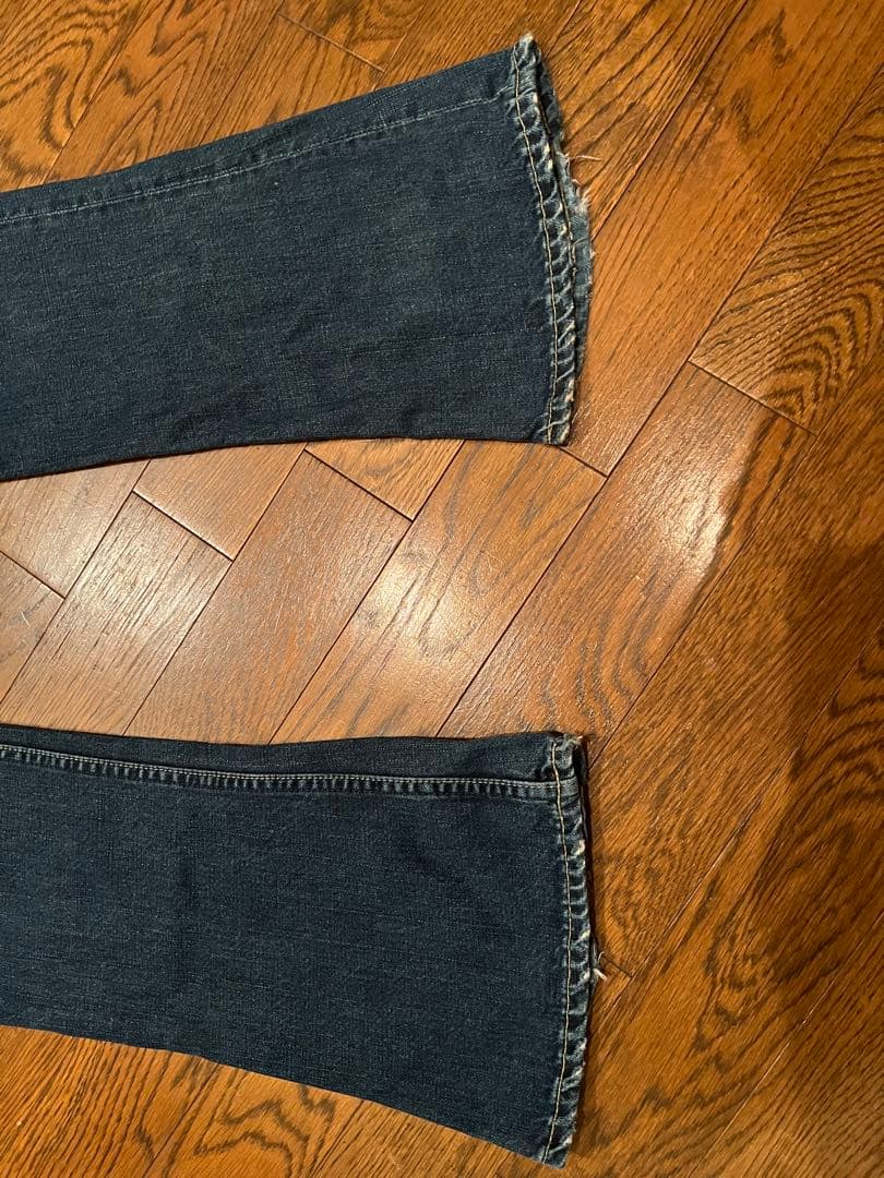 LGBダークブルーフレアージーンズ