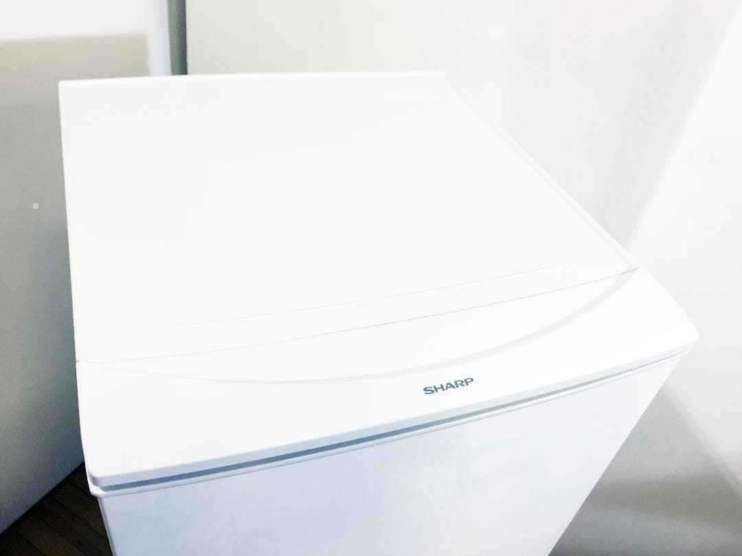 30日迄！送料無料★SHARP 137L 冷蔵庫【SJ-D14C-W】