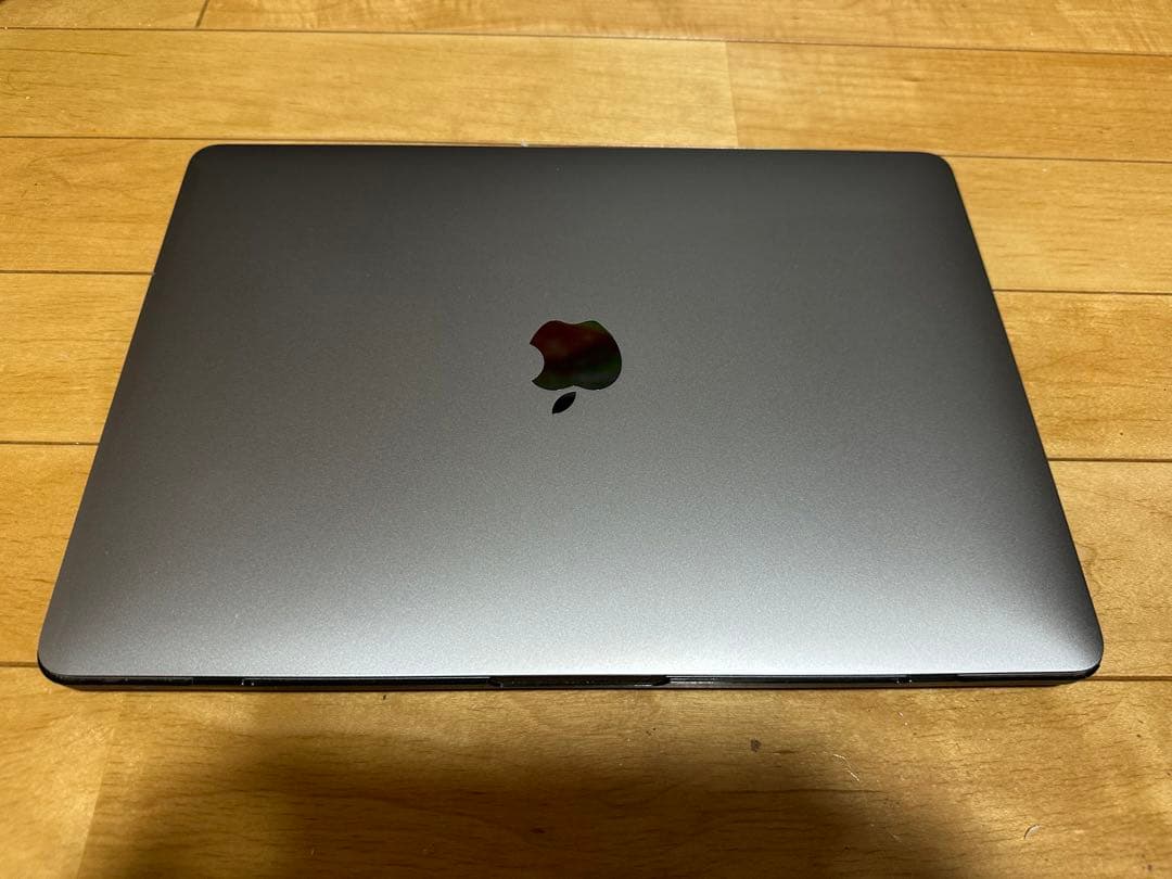 MacBook pro13インチ2020 i7−CPU,32G,1TB HDD