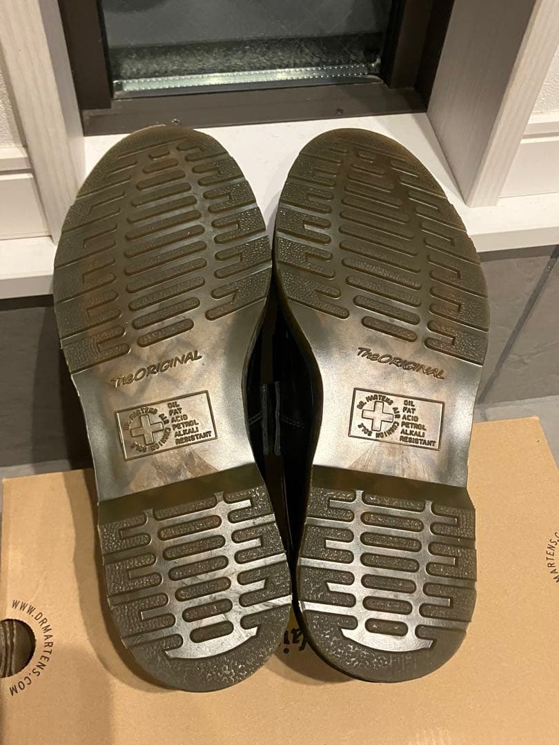 Dr. Martens タッセルローファー　Adrian