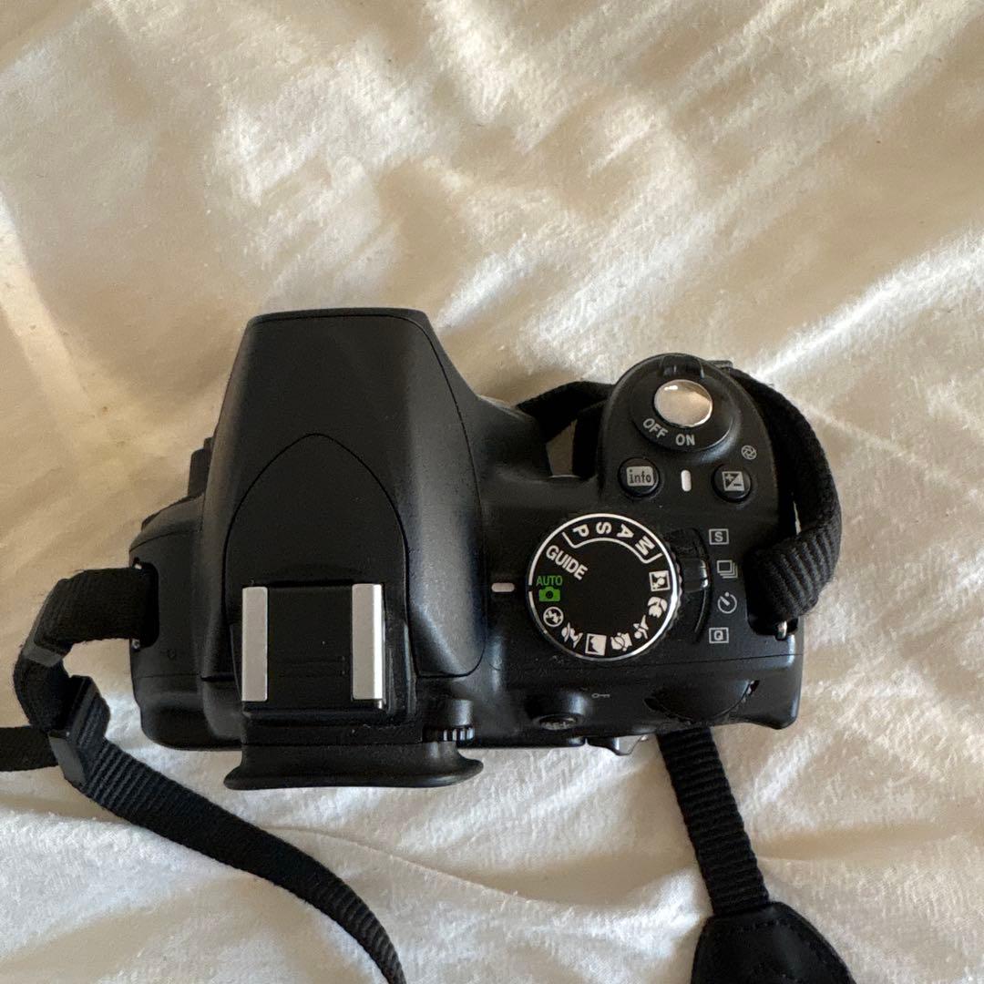 Nikon D3100 デジタル一眼レフカメラ 本体とバッテリー付き