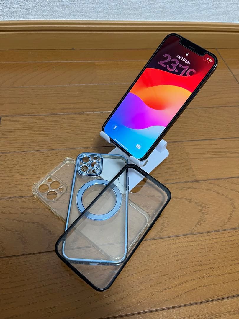Apple iPhone 12 Pro SIMフリーケース付き