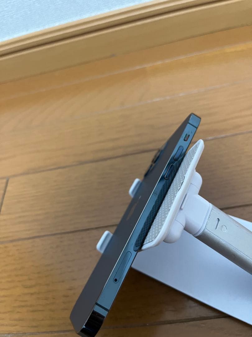 Apple iPhone 12 Pro SIMフリーケース付き