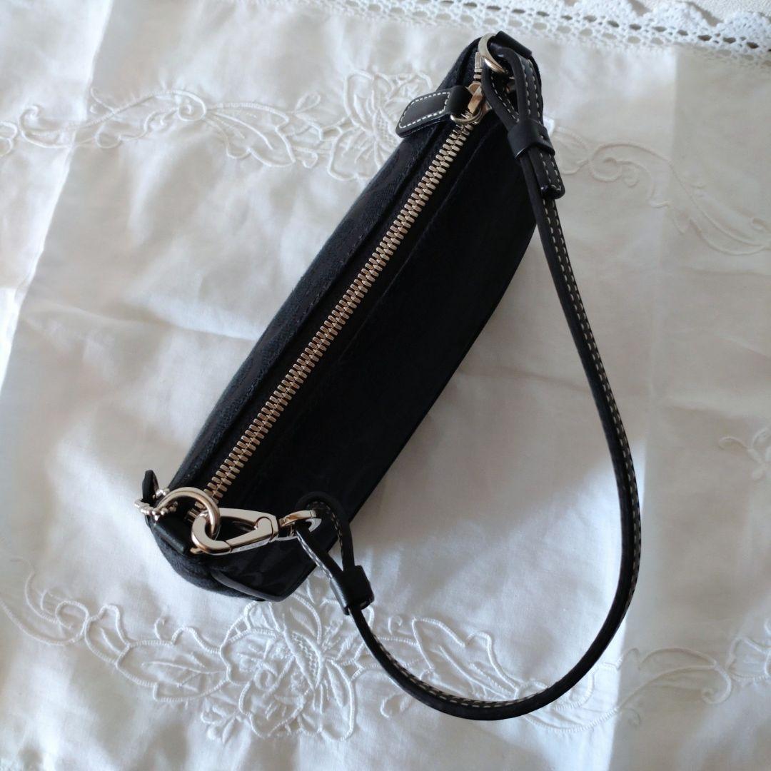 コーチCOACH　　　　　　　　　　　　　小さなハンドバッグ美品