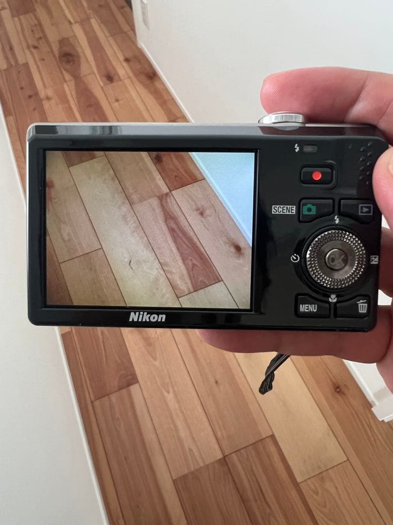 デジタルカメラ Nikon coolpix s6000