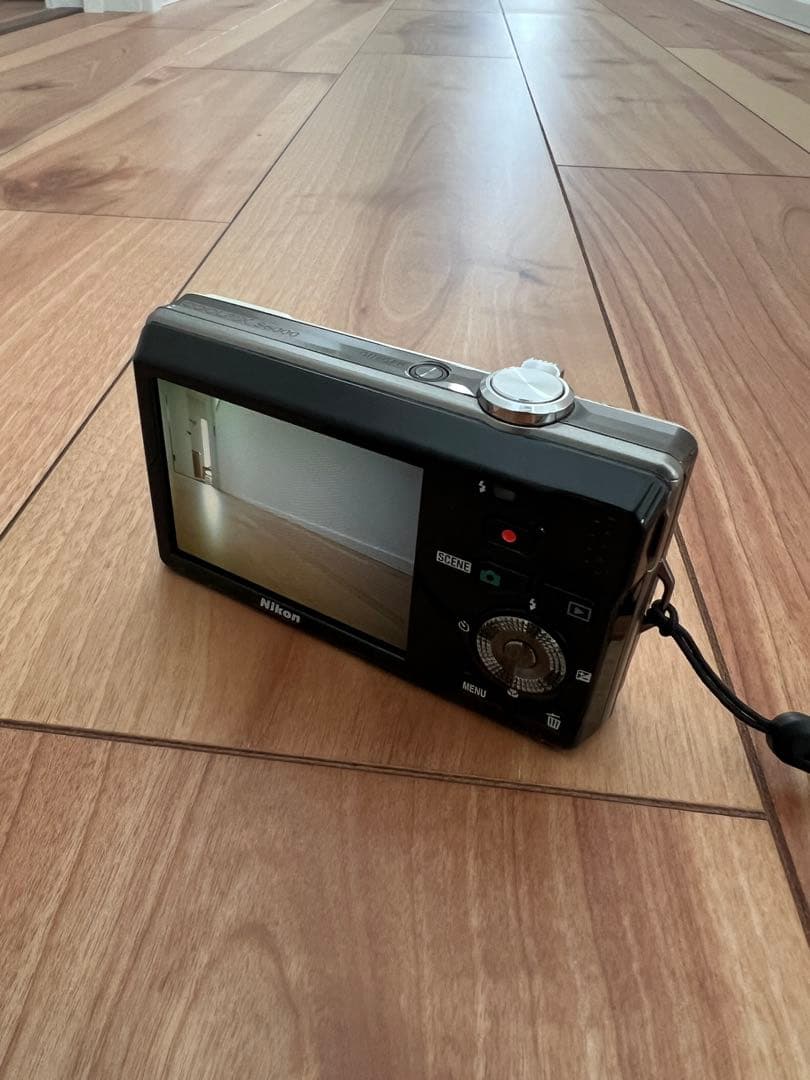 デジタルカメラ Nikon coolpix s6000