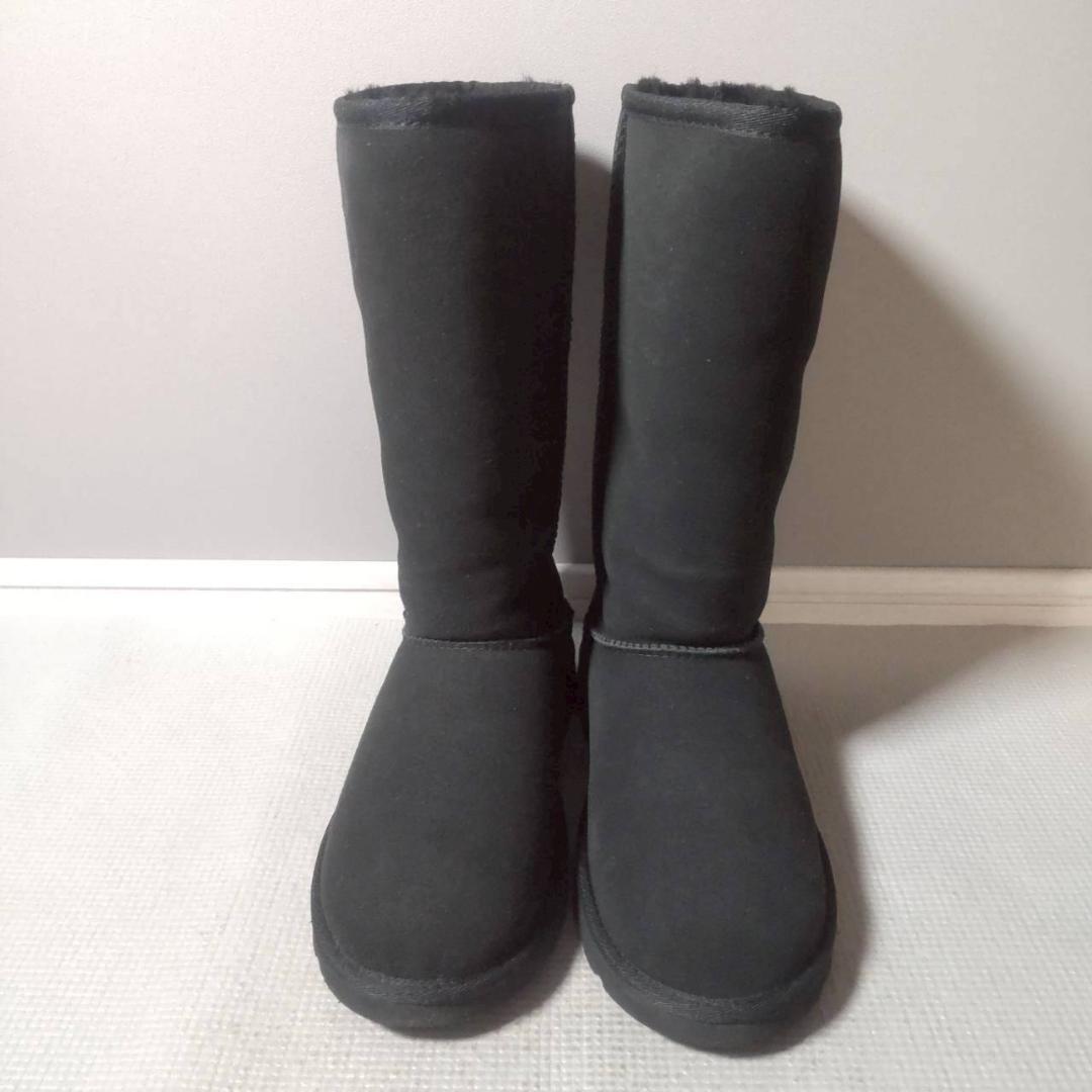 未使用級 UGG CLASSIC TALL ムートンブーツ 黒 ブラック 秋冬