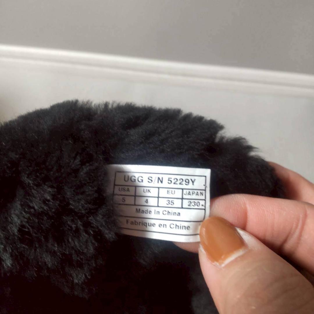 未使用級 UGG CLASSIC TALL ムートンブーツ 黒 ブラック 秋冬