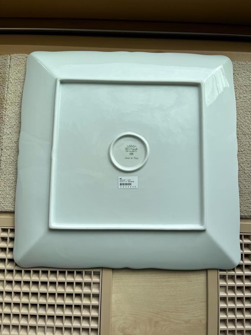 リチャードジノリ イタリアンポア / 野いちご（30㎝） No1