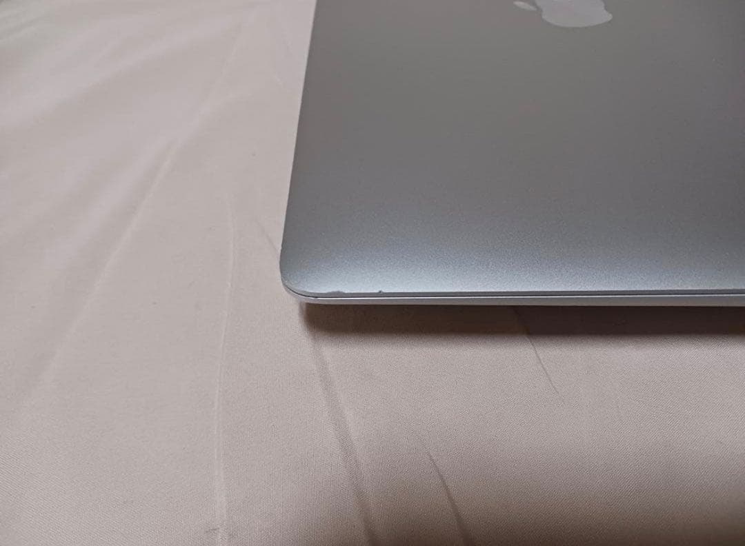 MacBook Air（Retina, 13-inch, 2020)　A2179