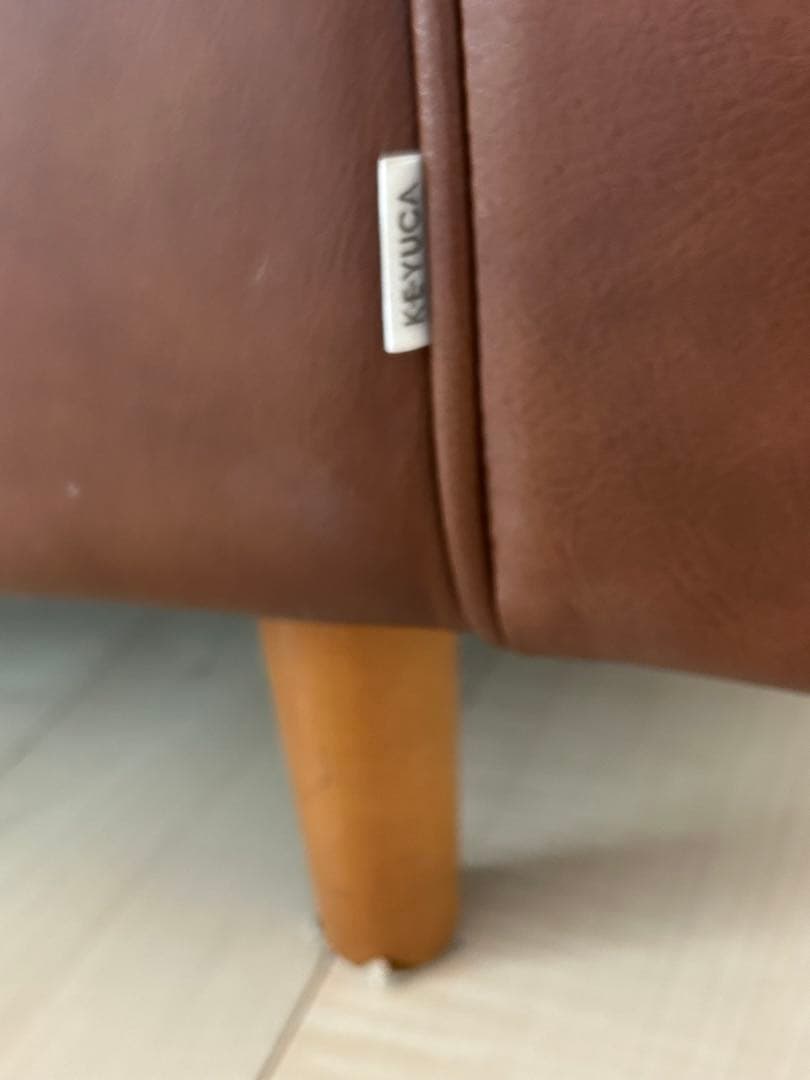 ブラウンレザー3人掛けソファ