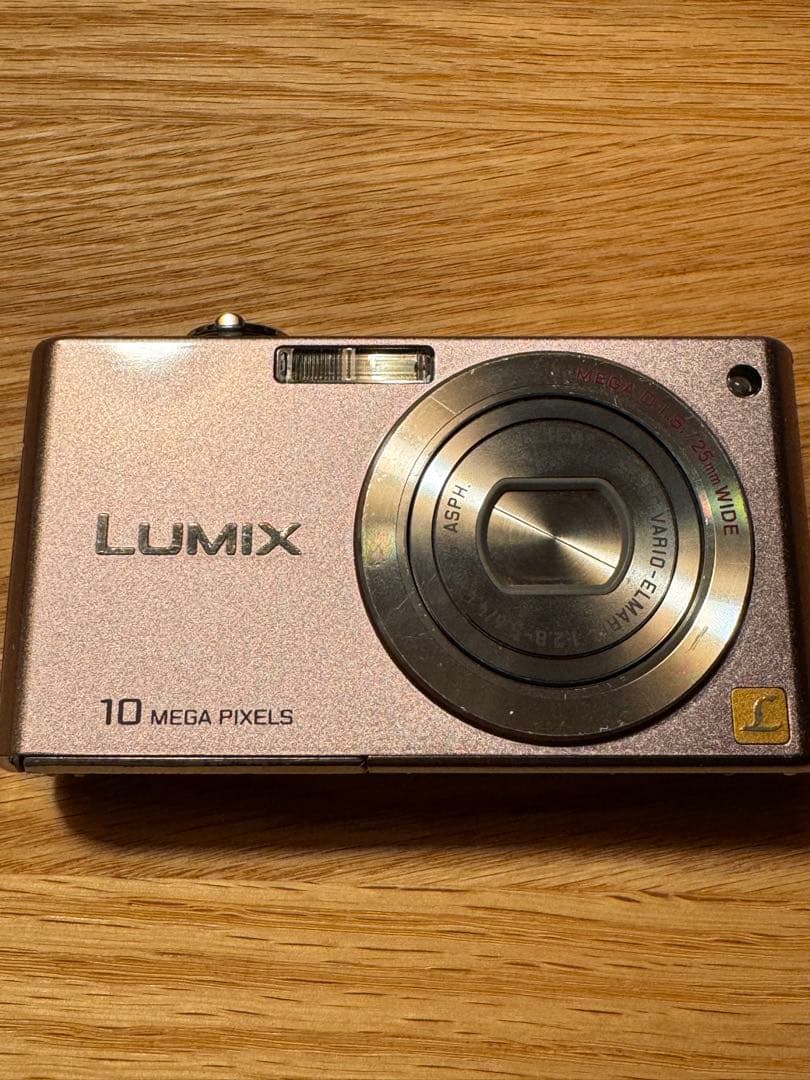 デジタルカメラ　LUMIX パナソニック　DMC-FX35